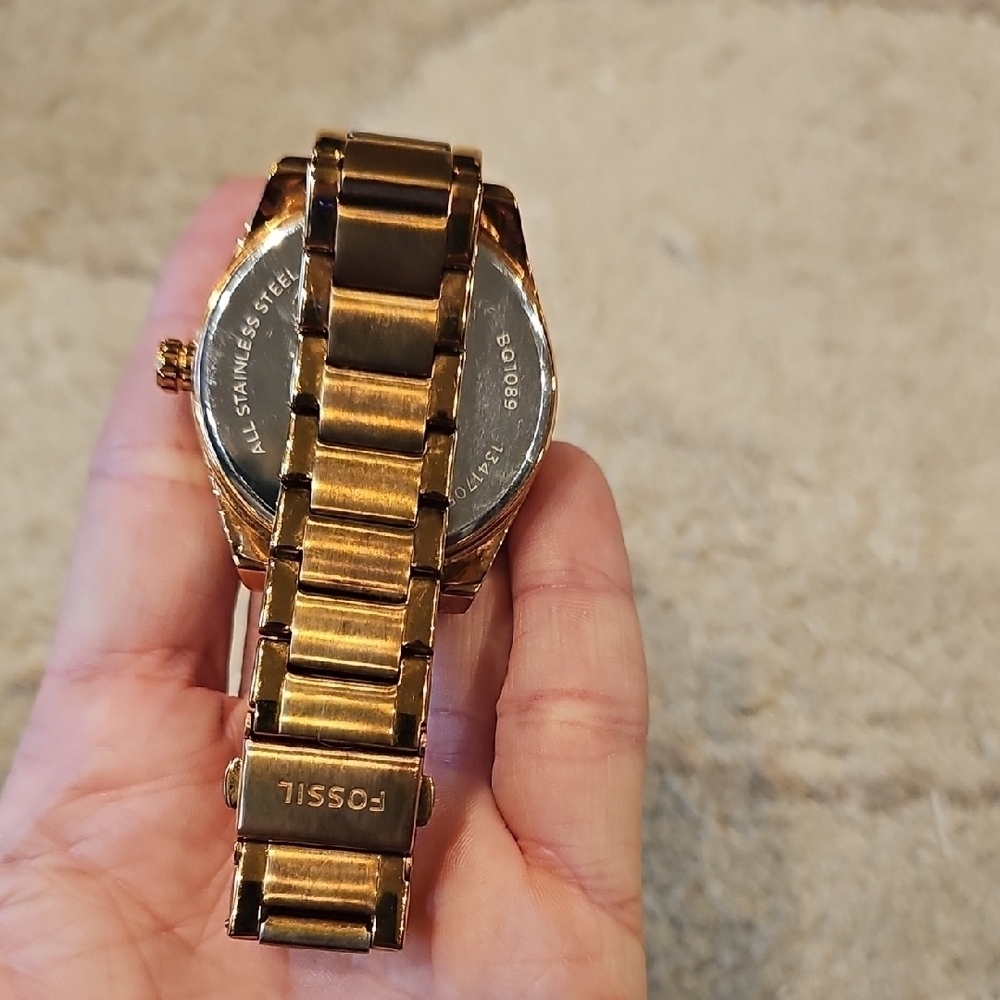 Fossil Women's Rose Gold-Tone Watch with Crystal Accents - Picture 2 of 2